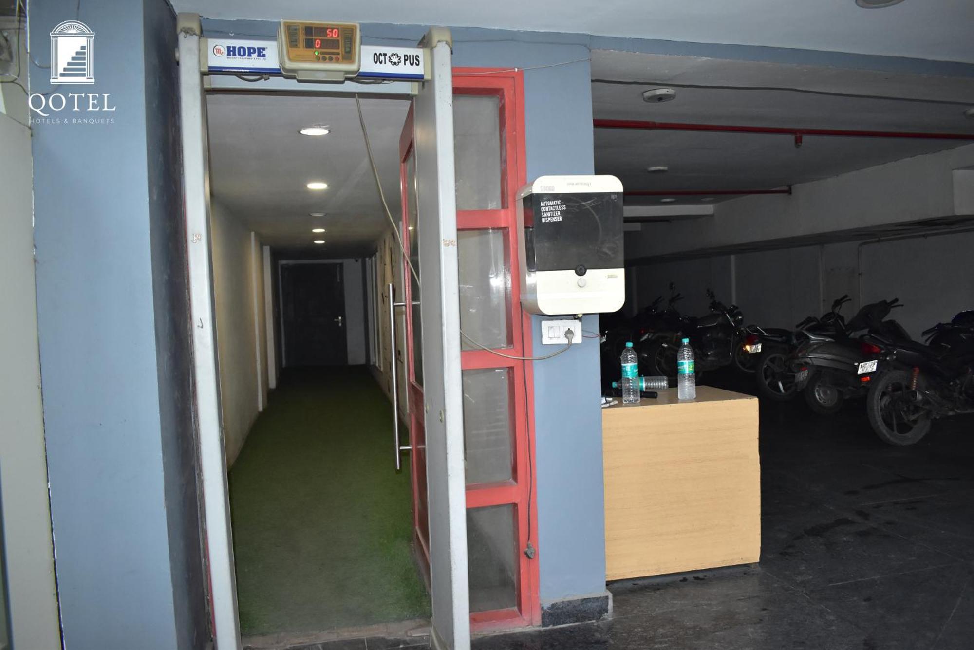 Hotel La Serene By Qotel-Gagan Vihar Anand Vihar นิวเดลี ภายนอก รูปภาพ